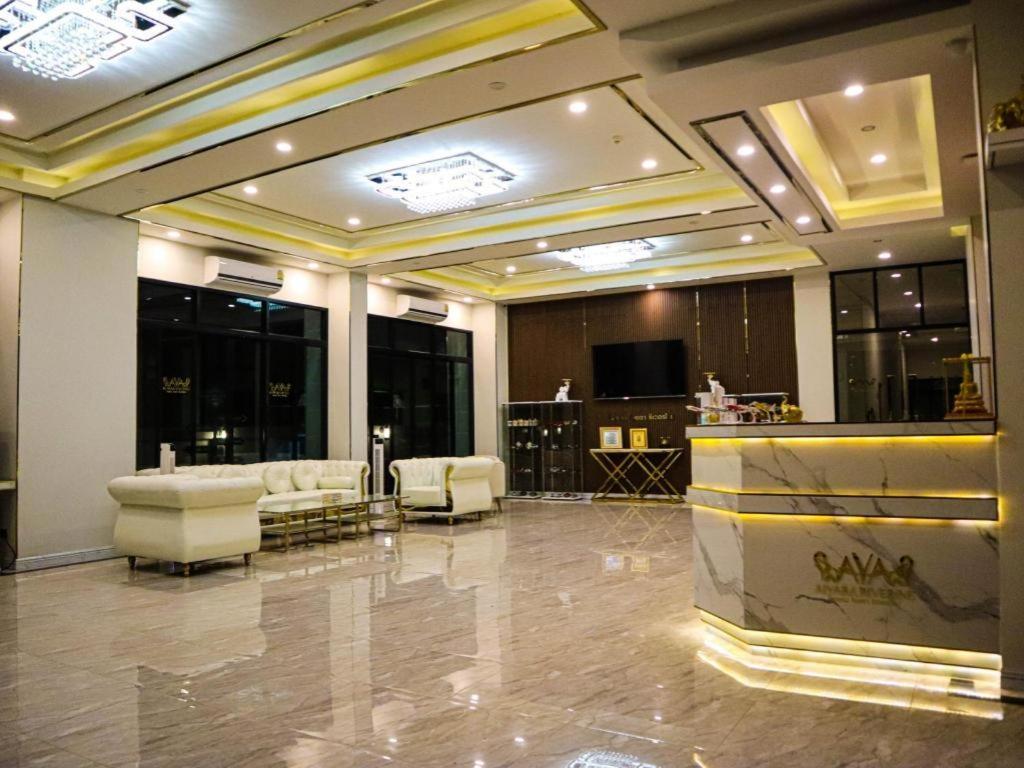 Aiyara Riverine Hotel, Nakhon Phanom Exteriör bild