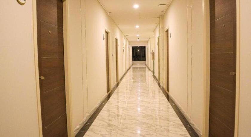 Aiyara Riverine Hotel, Nakhon Phanom Exteriör bild